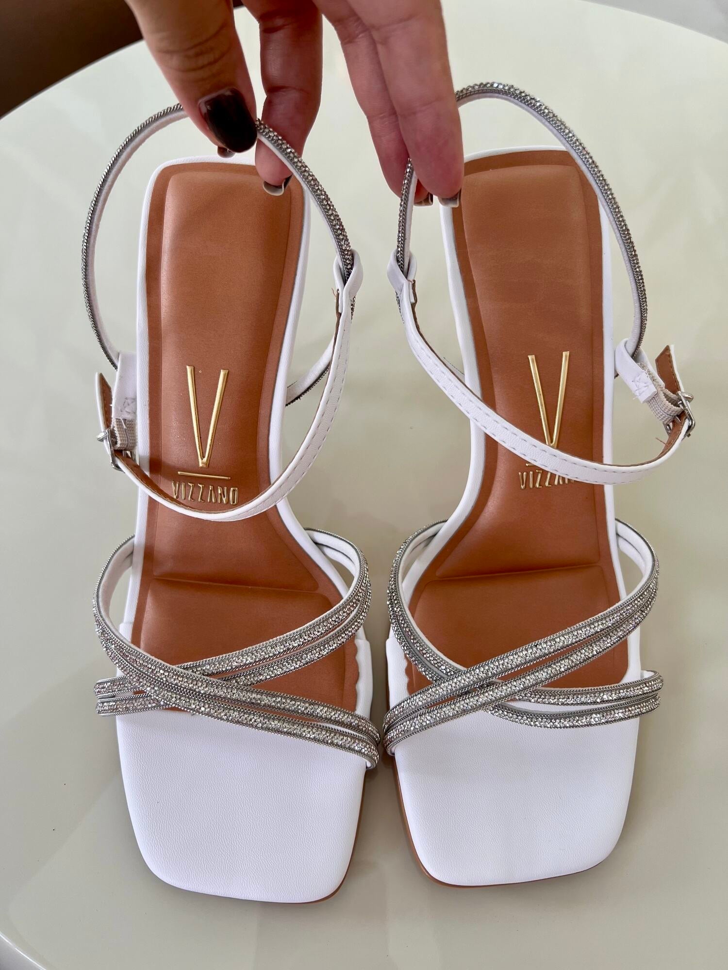 Sandália Vizzano Feminina Salto Fino Tiras com Strass Branca