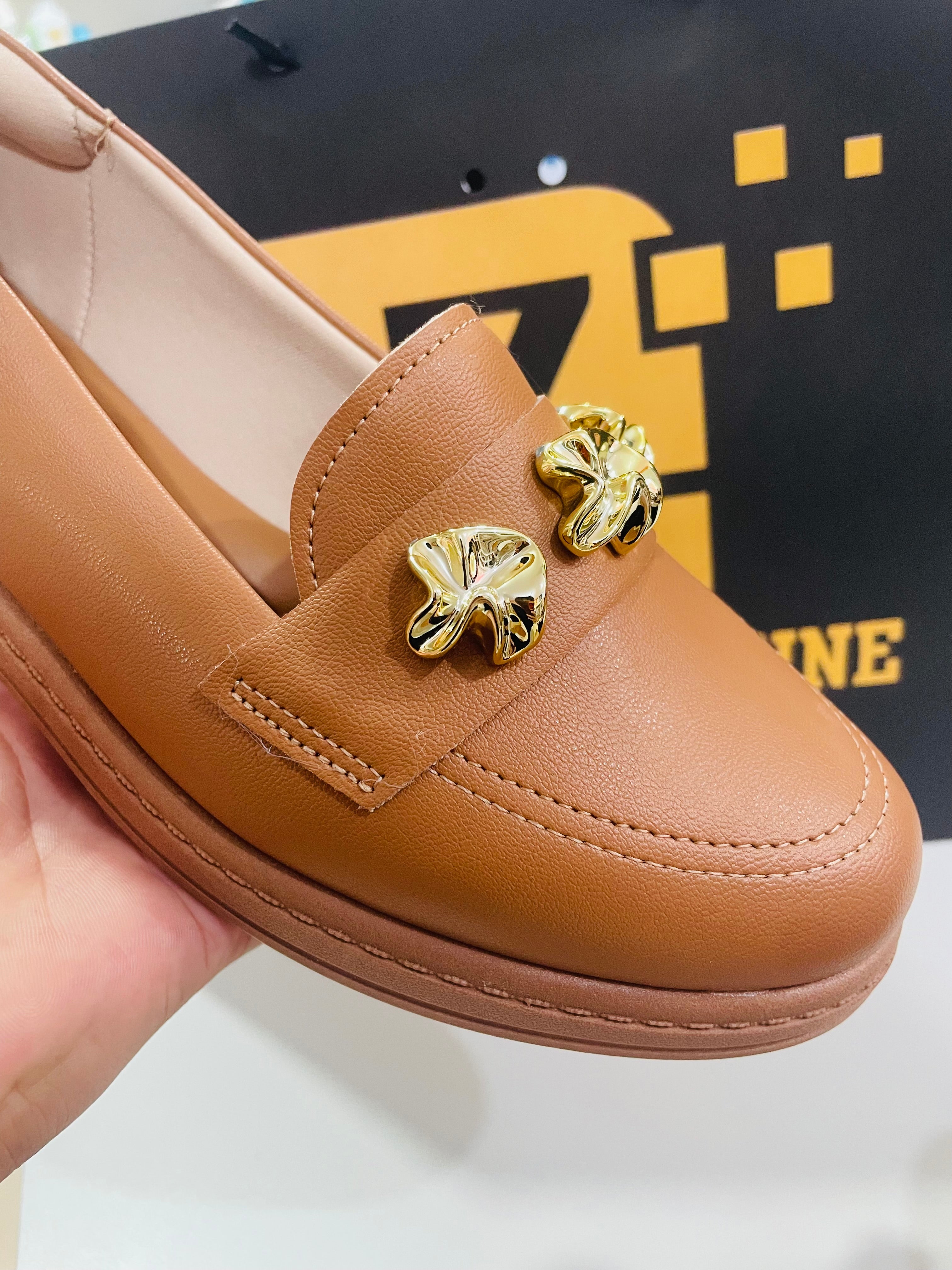 Mocassim Tratorado-Camel