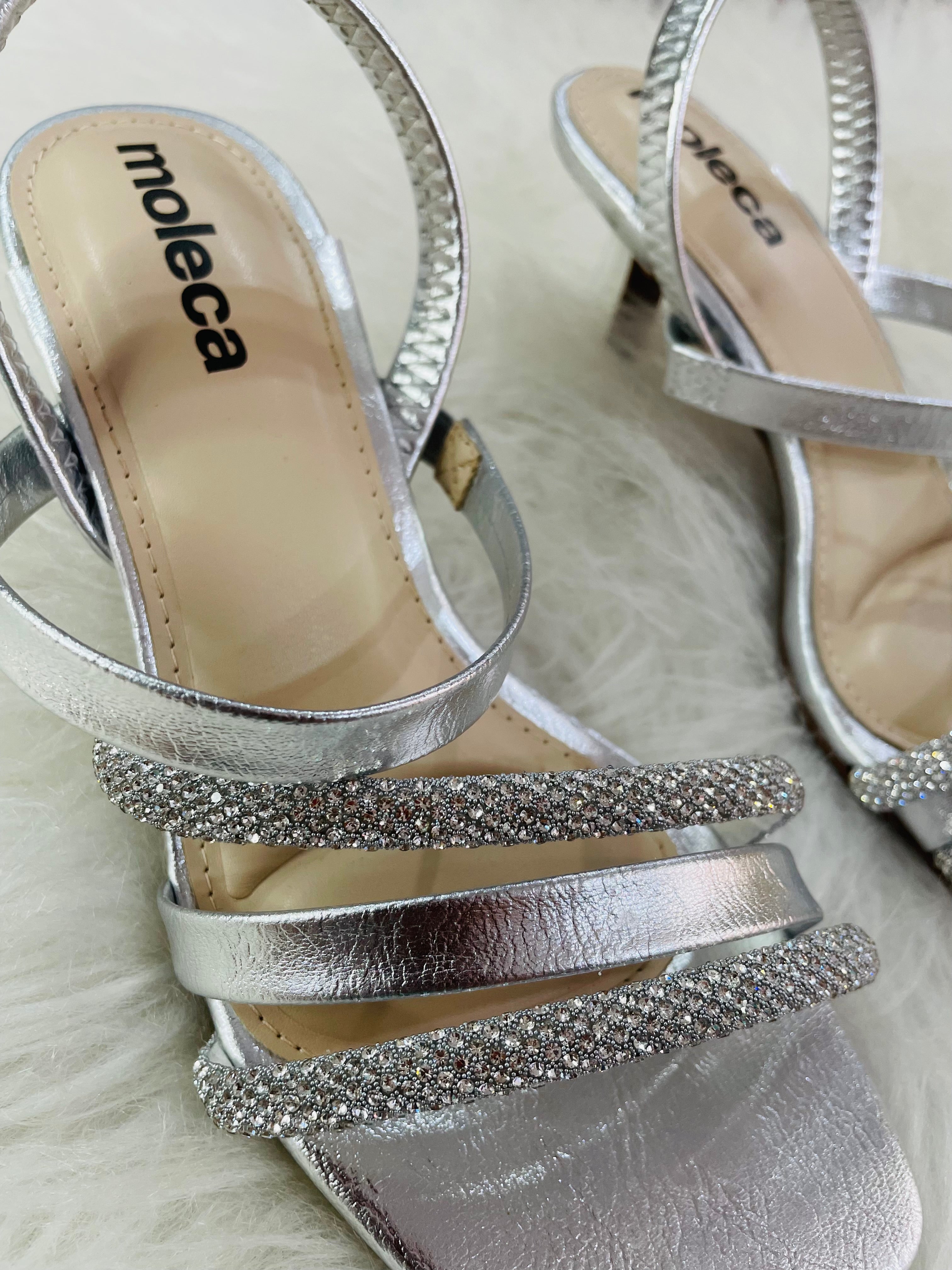 Sandália Feminina Salto Baixo Moleca Prateada com Brilho