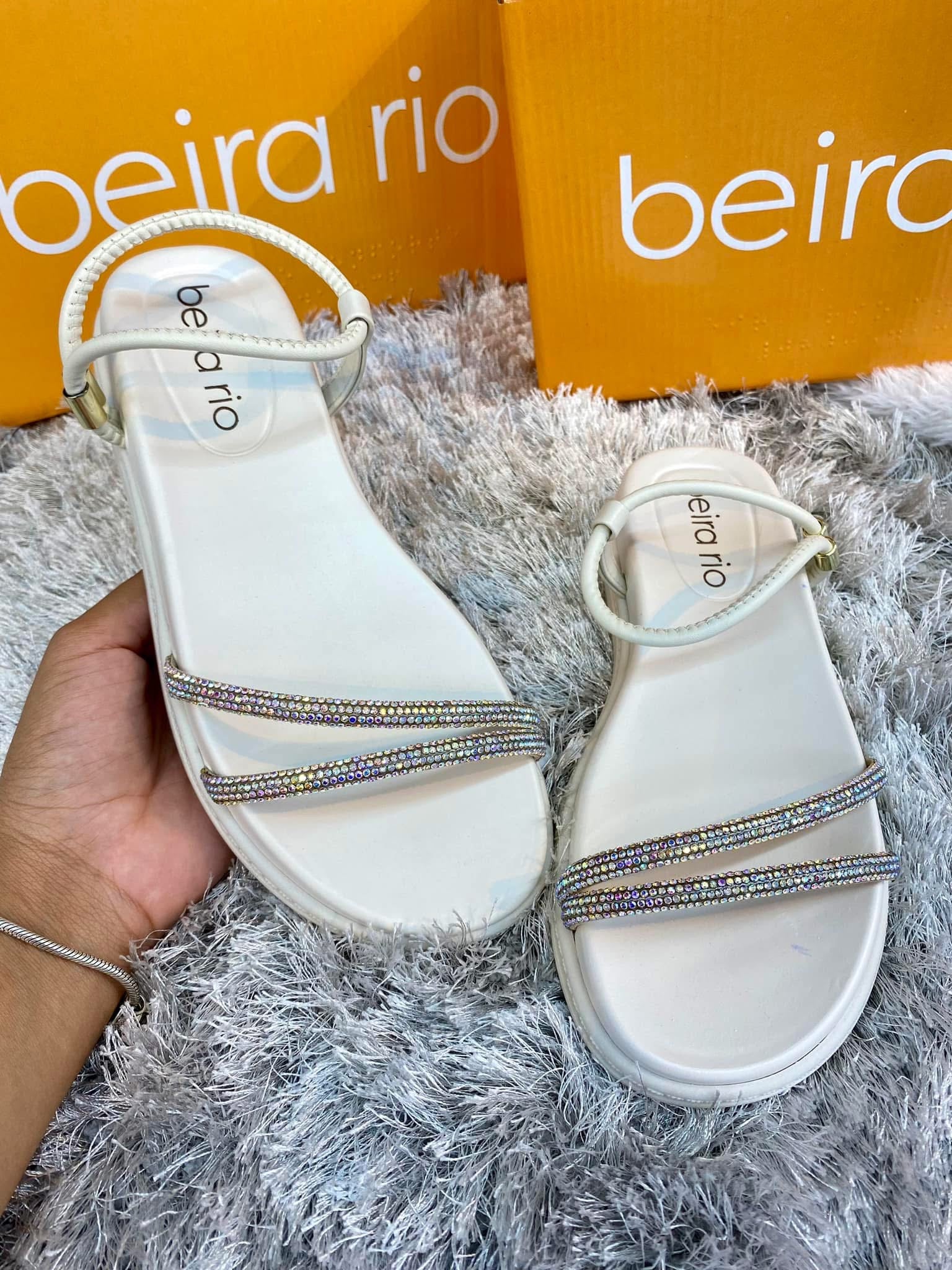 Sandália Beira Rio Strass-Com Brilho