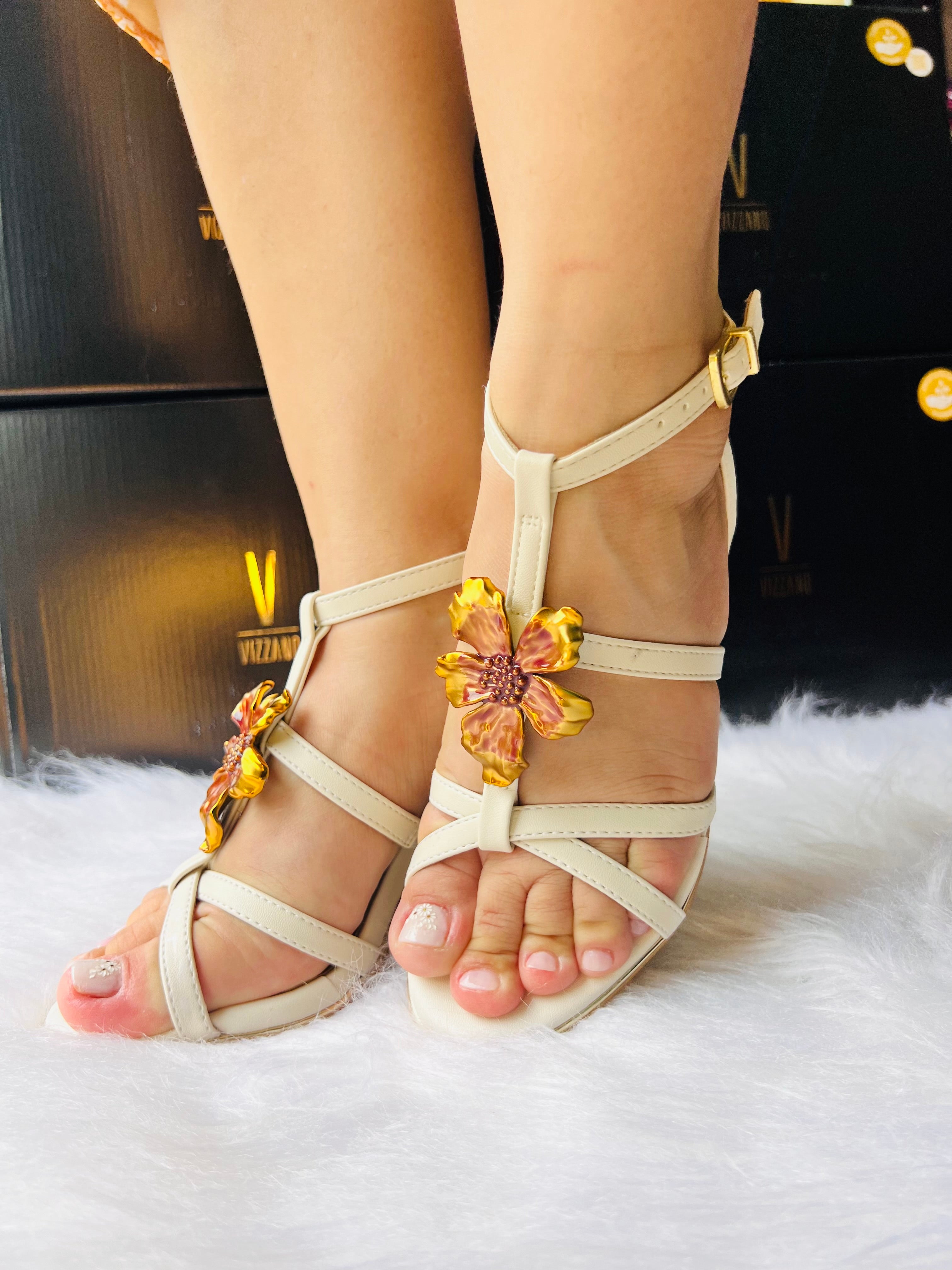 Sandália Vizzano Flor Ref 104337